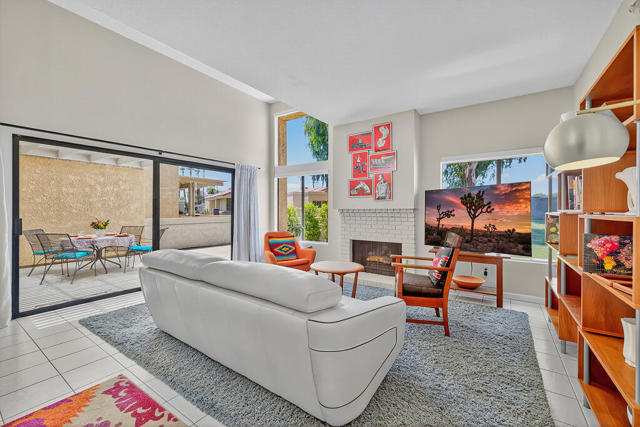41531 Colada Court, Palm Desert CA: https://media.crmls.org/mediaz/5a3362c6-fb68-4d84-8cd7-7e1fce8c7048.jpg