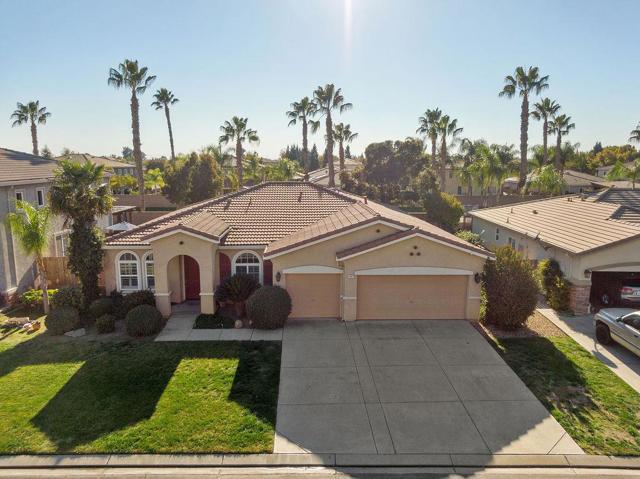 11447 Mirage Drive, Chowchilla CA: https://media.crmls.org/mediaz/5a33b6e7-b35b-4752-bed6-9609f6981e8f.jpg
