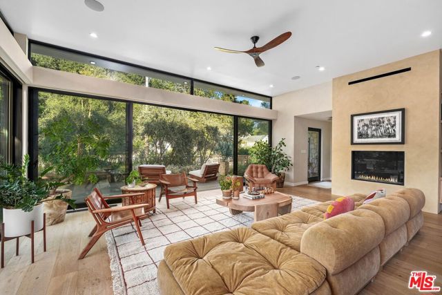 Image 5 of 28 For 1418 Bonnell Drive