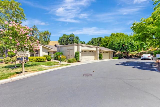 7369 Via Montecitos, San Jose CA: https://media.crmls.org/mediaz/5a352402-ea5e-4ad9-8318-046a421ed43a.jpg