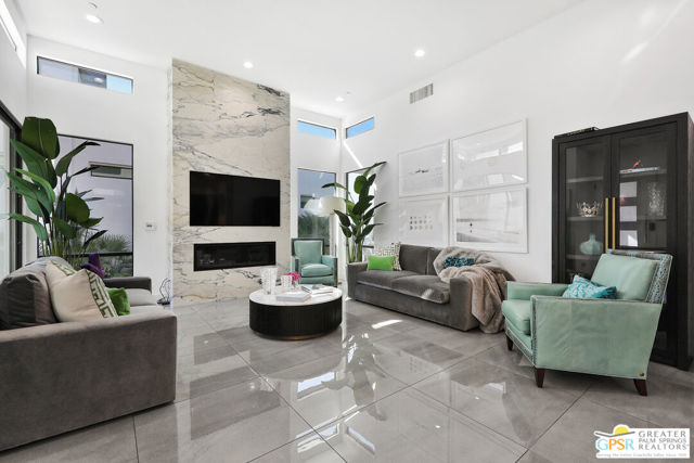 141 Blue Moon Drive, Palm Springs, CA 92262