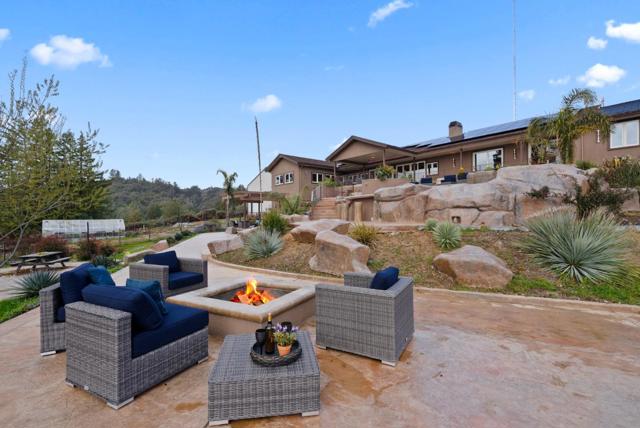 1061 Summit Road, Watsonville CA: https://media.crmls.org/mediaz/5a35ad9c-f6f0-4d21-9bd1-3f13395c1a3f.jpg