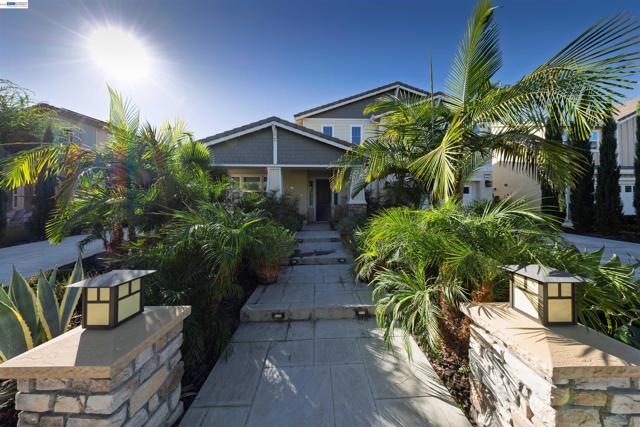 110 Catchings Ct