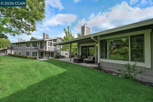 Image 21 of 58 For 925 Terra California Dr  6