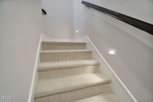 190 Chickasaw Street, Ventura CA: https://media.crmls.org/mediaz/5a36ce36-d8d1-4f0a-8d2f-cf5a0ae4a2ed.jpg
