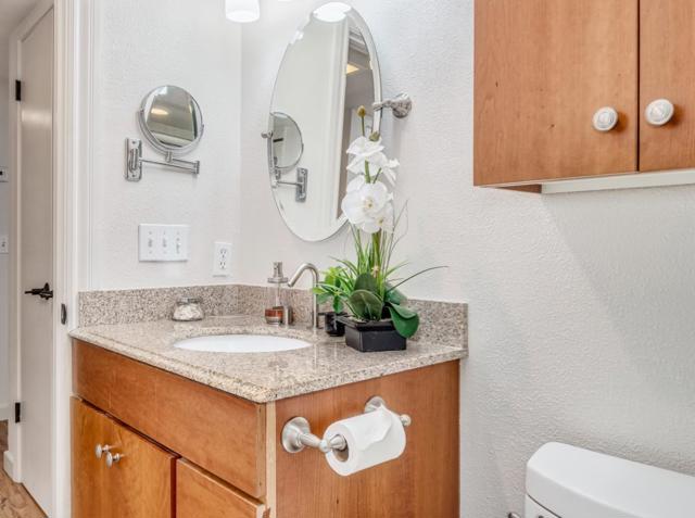 1725 Silver Glen Court, San Jose CA: https://media.crmls.org/mediaz/5a3704f6-4f8c-48ce-941d-bde55ef35591.jpg