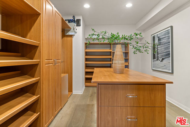 2671 Astral Drive, Los Angeles CA: https://media.crmls.org/mediaz/5a3824ad-68f9-4712-8225-e3c06f3758e7.jpg