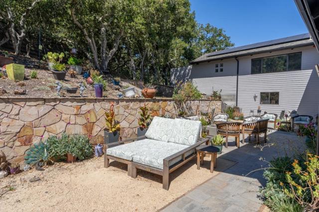 12740 Sundance Lane, Carmel Valley CA: https://media.crmls.org/mediaz/5a385e8d-4ea9-430c-8f7b-aa9fe4882a9c.jpg