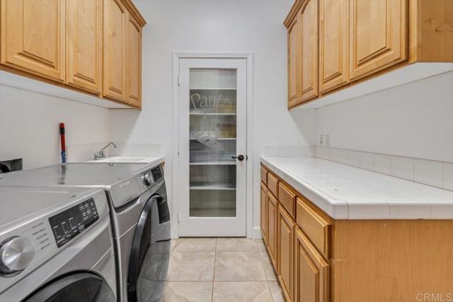 Image 15 of 74 For 3029 Victoria Drive