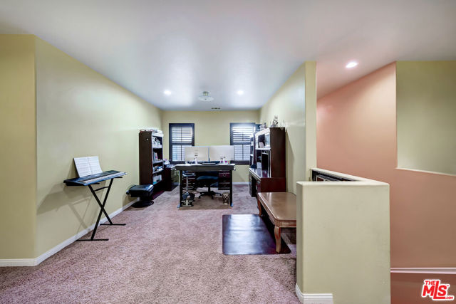 15624 Derrico Lane, Canyon Country CA: https://media.crmls.org/mediaz/5a3acf96-637e-487b-9a0e-6b312c9de21d.jpg