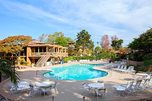 4098 Valeta Street, San Diego CA: https://media.crmls.org/mediaz/5a3ded8c-7e82-4e2e-bb28-18041f1df8d2.jpg