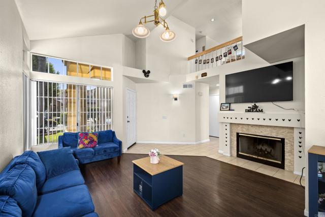 845 RIDGEWATER DR, Chula Vista CA: https://media.crmls.org/mediaz/5a3e0e88-7dd0-4c53-bcfa-44dcad310520.jpg