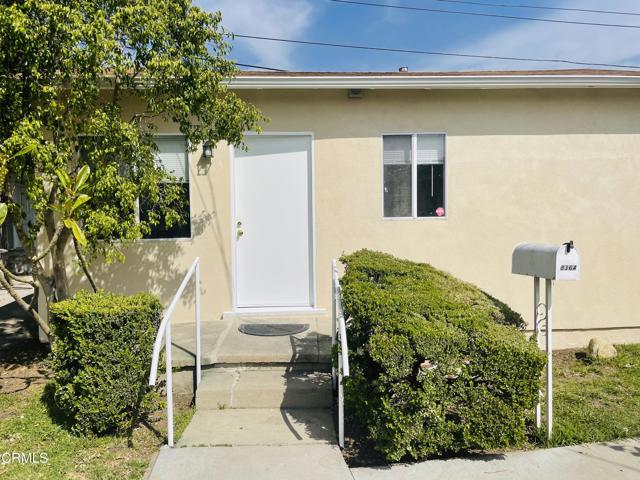 836 Fischer Street, Glendale CA: https://media.crmls.org/mediaz/5a3ed250-6478-4835-a30e-116b85287079.jpg