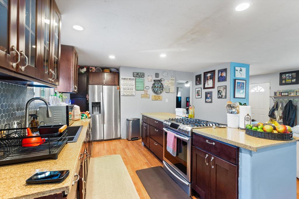 MLS #219132966DA image #5