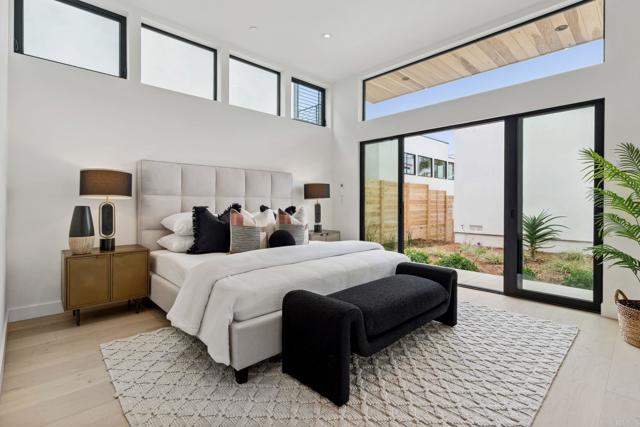 Image 12 of 58 For 2052 Montgomery Avenue