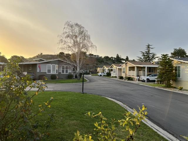 177 Chateau La Salle Drive, San Jose CA: https://media.crmls.org/mediaz/5a3f2fac-8269-45e4-8b57-7c6da09e4701.jpg