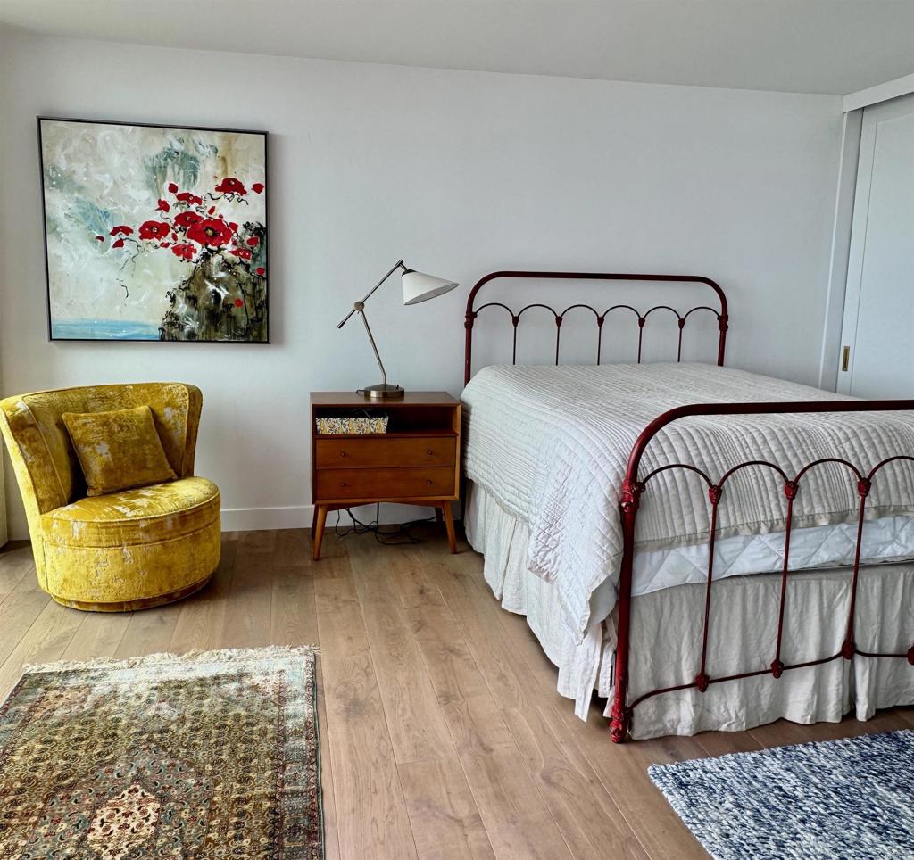 424 Stratford Court - photo 17
