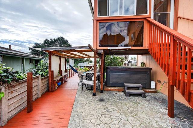 225 Kimberly, Watsonville CA: https://media.crmls.org/mediaz/5a413bc5-850e-4483-88c7-88c658d4a4e4.jpg