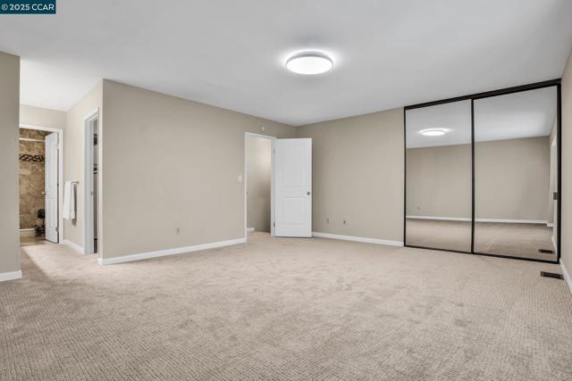 1430 Tampico Pl, Walnut Creek CA: https://media.crmls.org/mediaz/5a4238bb-0248-48e8-9c74-faf9dc468aca.jpg