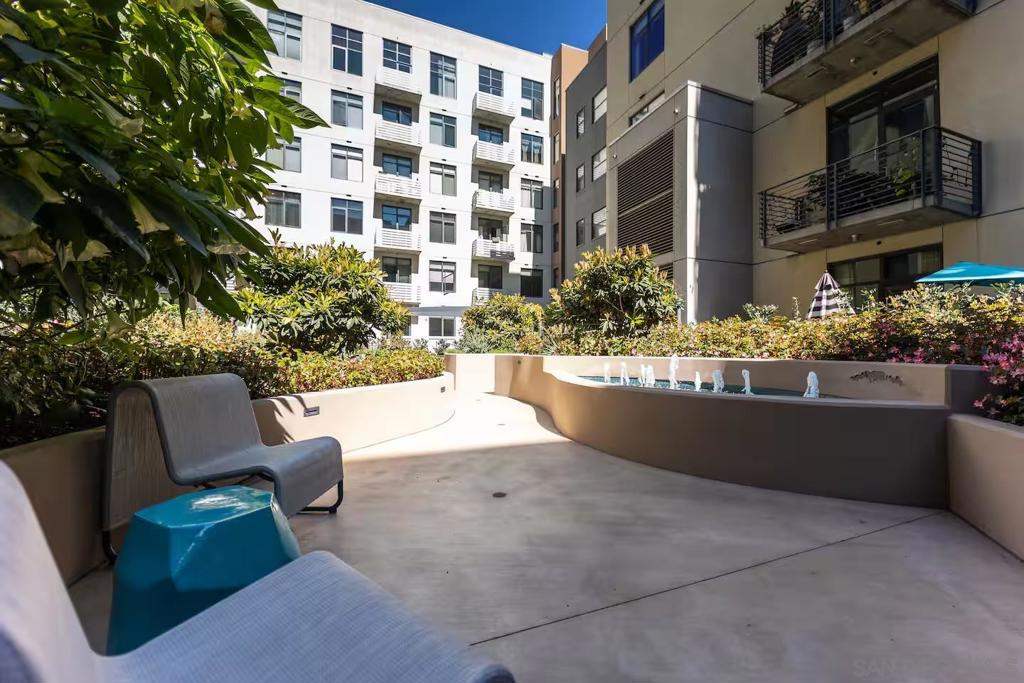 1050 Island Ave - photo 18
