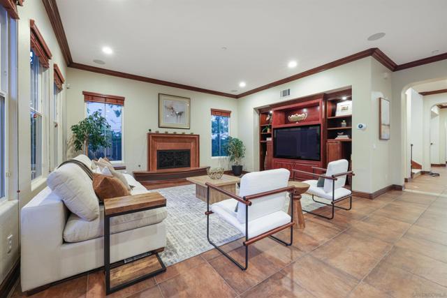 7424 La Mantanza, San Diego CA: https://media.crmls.org/mediaz/5a433f4d-2a70-479b-89a1-eec865c496f0.jpg