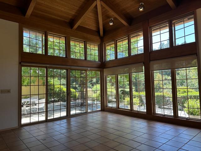 25228 La Loma Drive, Los Altos Hills CA: https://media.crmls.org/mediaz/5a43dbf1-9645-4046-bacd-4825cac7389f.jpg