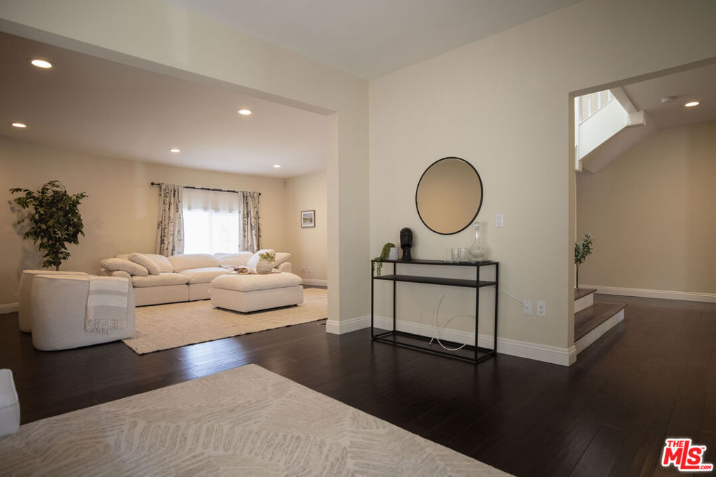 MLS #25544285 img 22