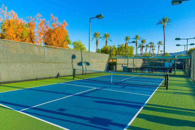 78189 Kensington Avenue, Palm Desert CA: https://media.crmls.org/mediaz/5a44b097-9c35-4c29-9188-4be3e9246d2d.jpg