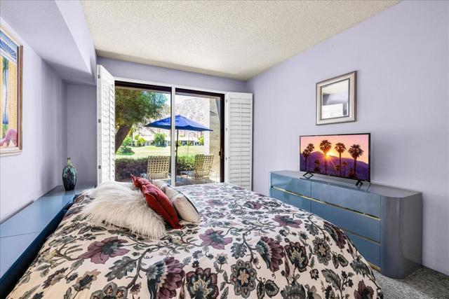 Image 14 of 60 For 54409 Oakhill