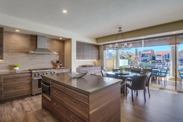 8 Buccaneer Way, Coronado CA: https://media.crmls.org/mediaz/5a454654-c43d-4d42-9359-07b685c168f0.jpg