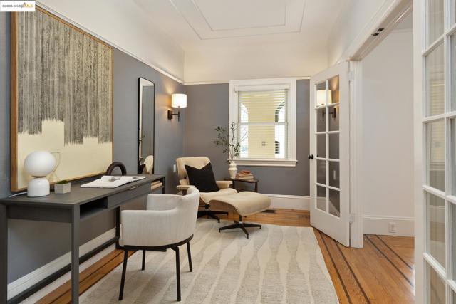 479 41st St, Oakland CA: https://media.crmls.org/mediaz/5a459468-28e3-4b2c-9220-4d6c5cd24d91.jpg