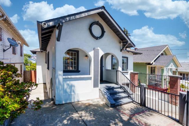 2036 E 20th Street, Oakland CA: https://media.crmls.org/mediaz/5a48857e-0be3-4251-ac8f-90c6810179c0.jpg