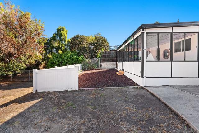 5520 Albemarle St, San Diego CA: https://media.crmls.org/mediaz/5a48c1a8-13d9-40e4-9e8e-b0a5a38ed49f.jpg