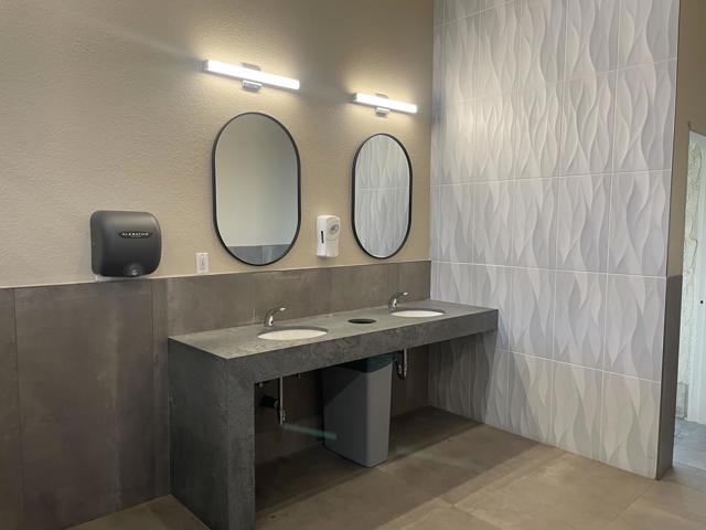 74711 Dillon Road, Desert Hot Springs CA: https://media.crmls.org/mediaz/5a494292-0b44-447b-b400-a4d8ee624b0e.jpg