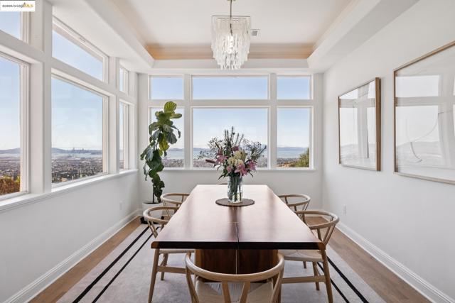 16032 Broadway Ter, Oakland CA: https://media.crmls.org/mediaz/5a494be1-61e3-4b84-8af2-1f21155ff403.jpg