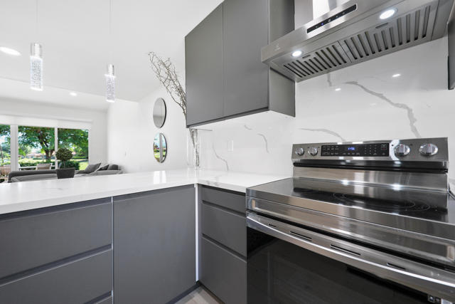 24 Haig Drive, Rancho Mirage CA: https://media.crmls.org/mediaz/5a497855-36da-42fa-89d9-c2c8a75ad0c0.jpg