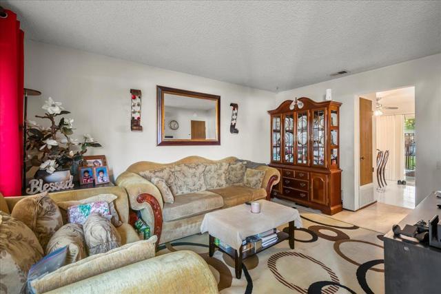 Image 19 of 37 For 3886 Mulberry Drive