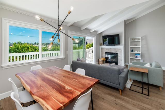Detail Gallery Image 11 of 38 For 811 Highland Dr, Solana Beach,  CA 92075 - 3 Beds | 2/1 Baths