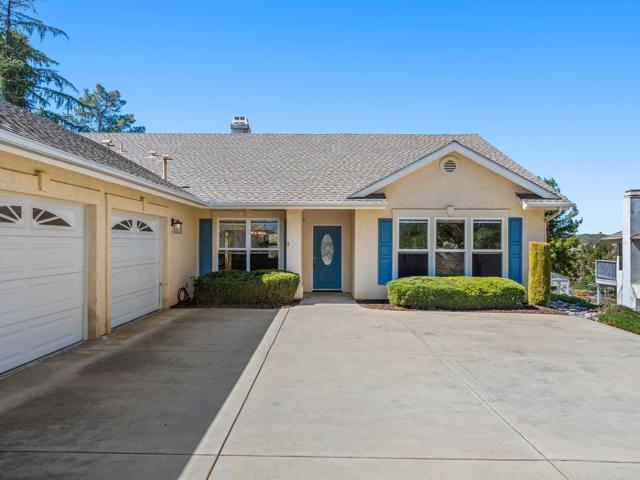 Detail Gallery Image 5 of 54 For 15810 Rainbird Rd., Ramona,  CA 92065 - 3 Beds | 2 Baths