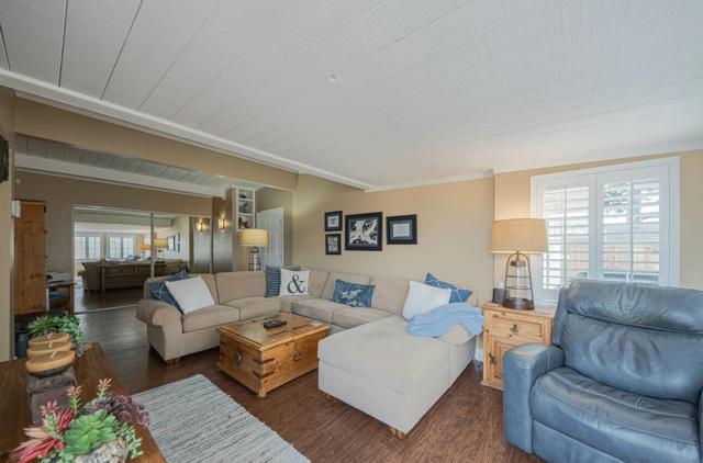 3093 Salinas Avenue, Marina CA: https://media.crmls.org/mediaz/5a4b6253-81f9-4def-b6d7-a5af0ec04199.jpg