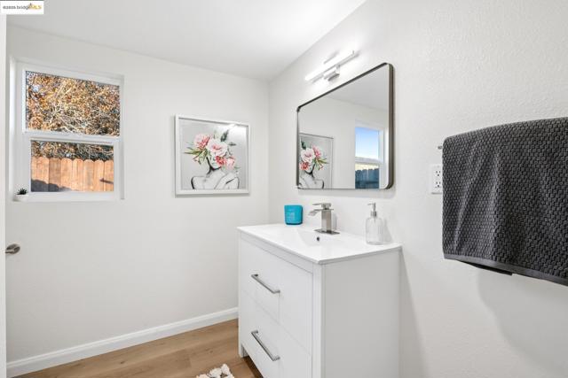 1921 Coalinga Ave, Richmond CA: https://media.crmls.org/mediaz/5a4e152a-c3f7-4201-943e-75aed57f6e3c.jpg