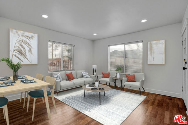 120 N Avenue 25, Los Angeles CA: https://media.crmls.org/mediaz/5a4ef202-0081-48a2-82b9-0b5e3b65bb93.jpg