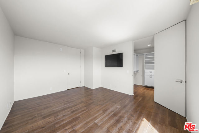3625 Lowry Road, Los Angeles CA: https://media.crmls.org/mediaz/5a4f2df2-5f52-4d52-aede-1007059aad54.jpg