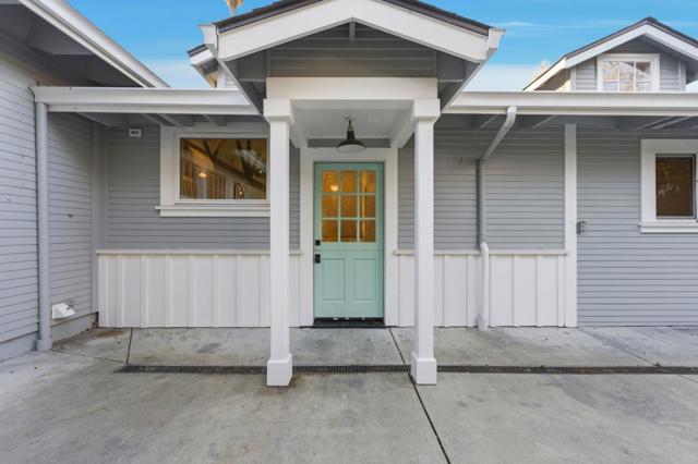 1353 Edgewood Road, Redwood City CA: https://media.crmls.org/mediaz/5a5025b7-63d8-4d3f-8b07-41e22480814a.jpg