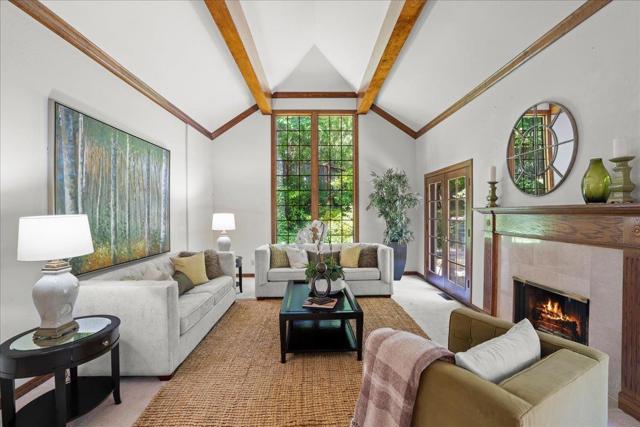 13217 Padero Court, Saratoga CA: https://media.crmls.org/mediaz/5a51bacf-4ea8-4a12-adb1-fe76174dd097.jpg