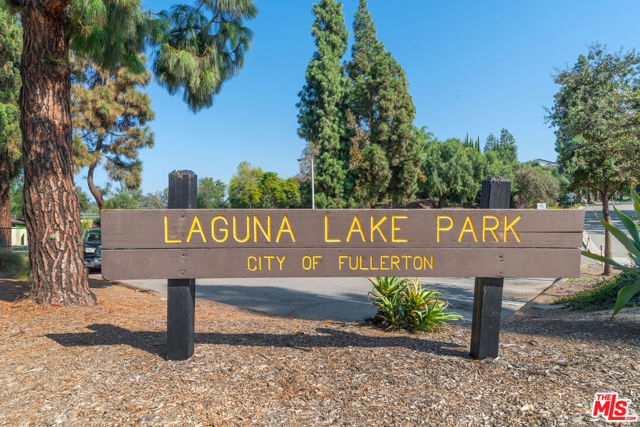 2320 Leggett Lane, Fullerton CA: https://media.crmls.org/mediaz/5a52daed-901f-4c75-be07-34ac31a39248.jpg