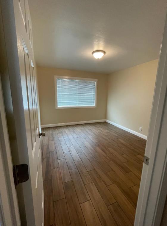 301 Pacific Avenue, Redwood City CA: https://media.crmls.org/mediaz/5a53c76b-e26f-4841-b570-f4ee06ff4918.jpg