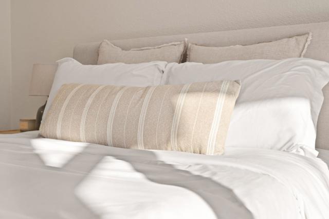 833 Swallowtail Court, Brisbane CA: https://media.crmls.org/mediaz/5a53d659-4bce-449b-8571-ed0f0fa960c1.jpg