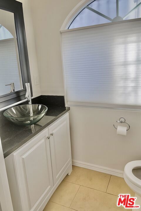 928 N Genesee Avenue, West Hollywood CA: https://media.crmls.org/mediaz/5a54445d-bee0-45fc-94c2-cd48880cae75.jpg