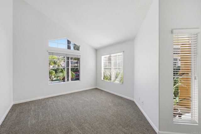 Detail Gallery Image 7 of 71 For 1351 Graham Pl, Escondido,  CA 92026 - 4 Beds | 2/1 Baths